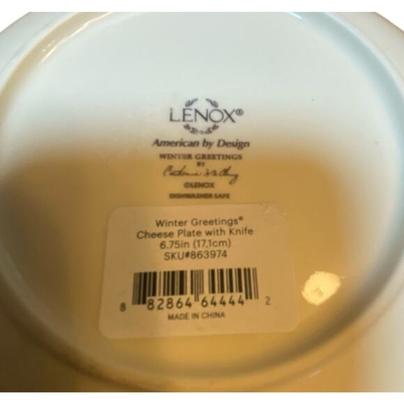 Lenox Winter Greetings 6¾" Cheese Plate Cardinal Motif w/Gold Trim New - Picture 2 of 5